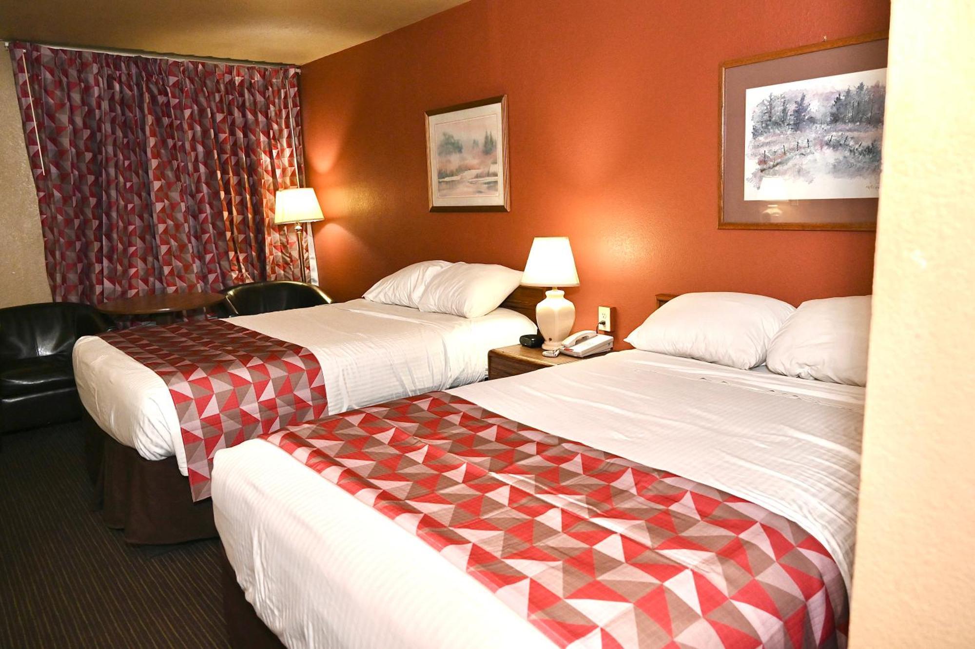 Fortune Inn & Suites ニューポート エクステリア 写真